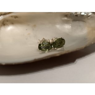 Moldavit ezüst fülbevaló 