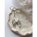 Gyöngyház fülbevaló, ezüst levél forma