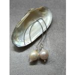 Tenyésztett gyöngy, ezüst fülbevaló, modern akasztóval